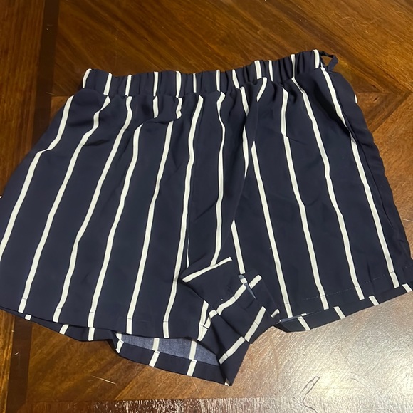 Blue and white strip shien shorts - Picture 1 of 2